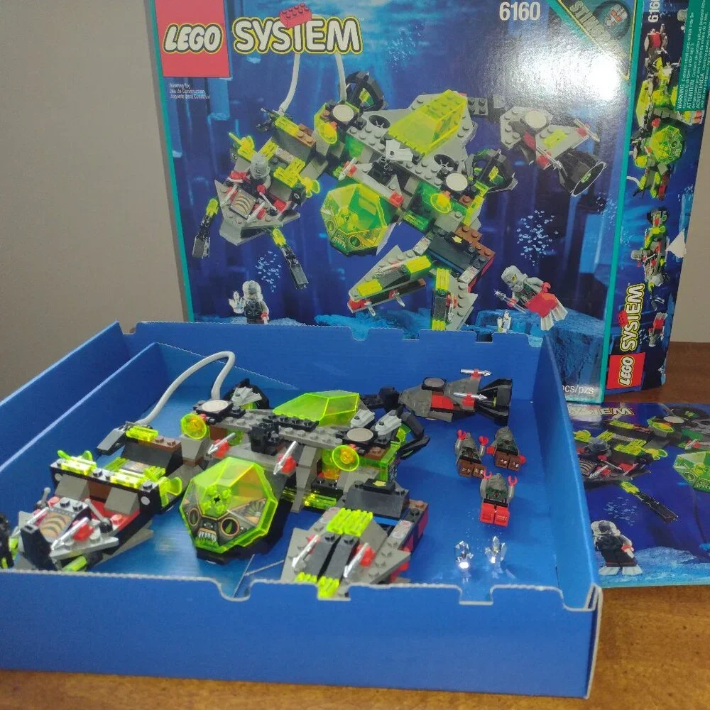 Amazing like new, rare, Lego Sea Scorpion, Aquazone with original box
